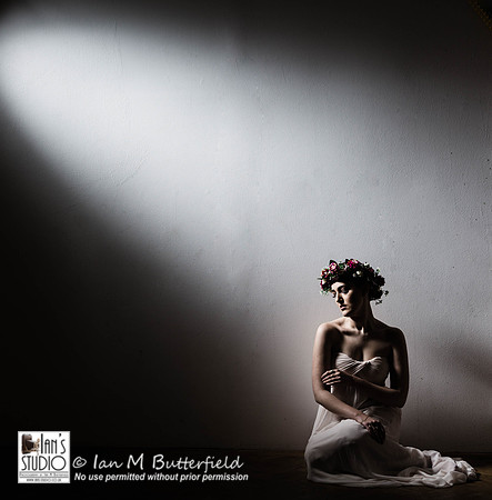 POTD 03 May 2015: Light from above