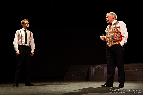 FD0317B-E04140 : Hamlet