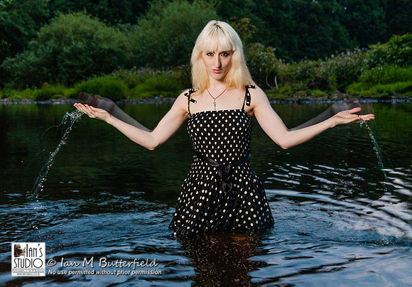 20120817A-E18458
