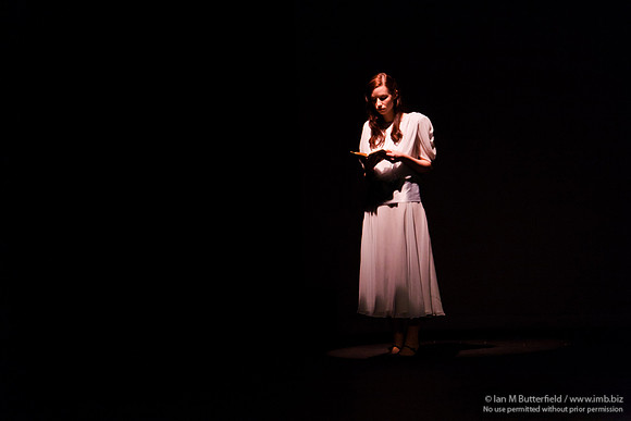 FD0317A-E03977 : Hamlet