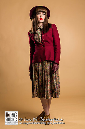 Zoe Page - Vintage Look 1