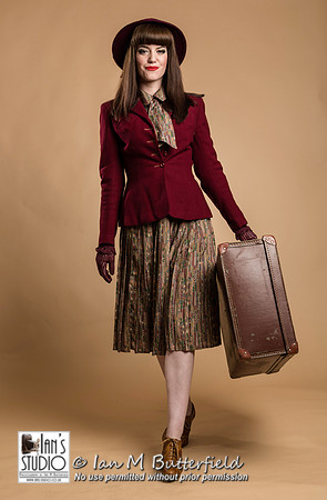 Zoe Page - Vintage Look 1