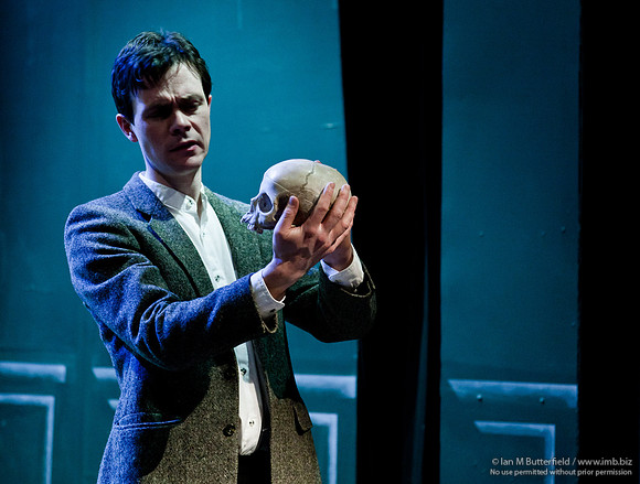 FD0317B-E04171 : Hamlet