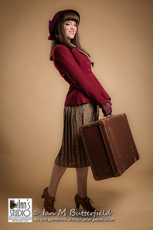 Zoe Page - Vintage Look 1