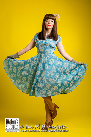 Zoe Page - Vintage Look 2