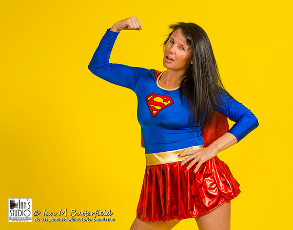 Raven Lee - Supergirl