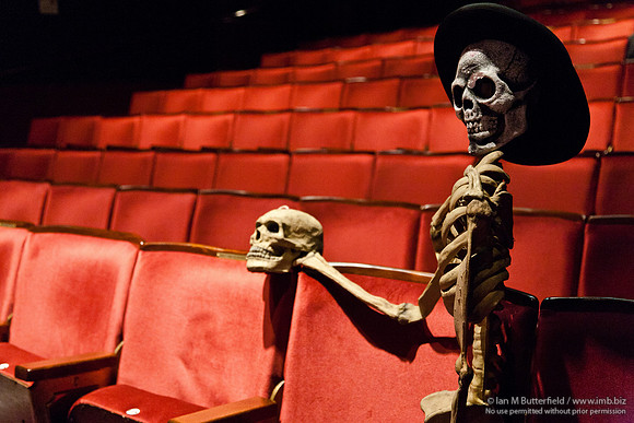 FD0317B-E04265 : Hamlet