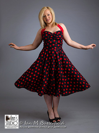 Model Kayleigh Dawson at Ian's Studio