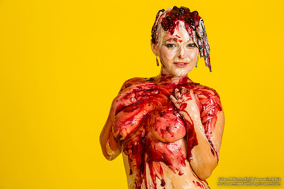 Messy Maude's First Messy Shoot