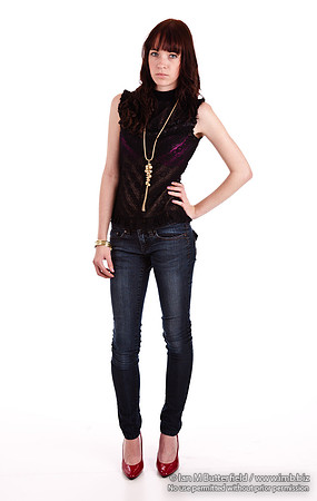 [FD1125A-E10490] Janet at Newbie Night