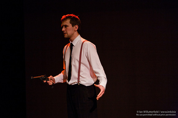 FD0317B-E04122 : Hamlet