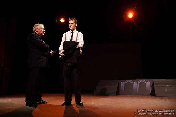 FD0317B-E04135 : Hamlet