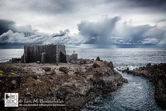 POTD : Old sea fort at Los Cancajos