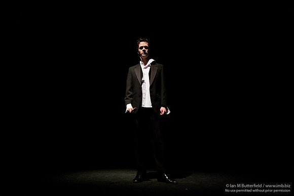 FD0317A-E04043 : Hamlet