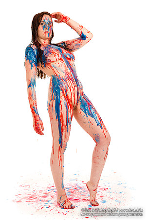 Je55 - a multicoloured paint/slme shoot