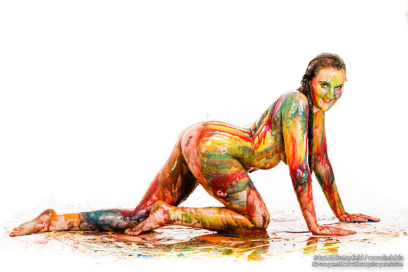 Je55 - a multicoloured paint/slme shoot