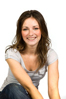 FA0308A-E02145 : Portrait of a woman with brown hair