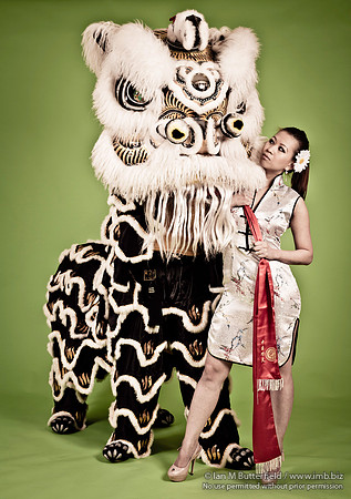 Chinese woman with dancing lion
