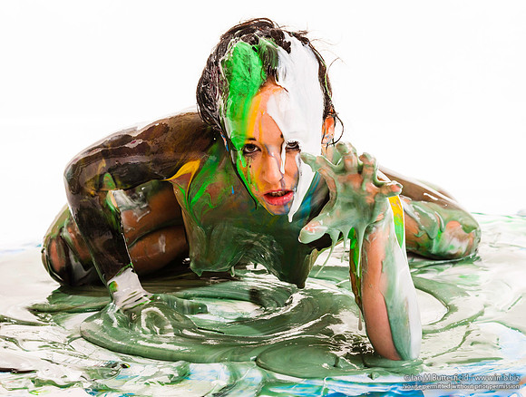 [FE0324A-E05388] Messy Art Nude Workshop