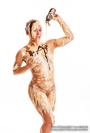 [FE0324A-E05406] Messy Art Nude Workshop