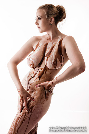 [FE0607untitled shoot-R03508] nude with chocolate sauce and cream