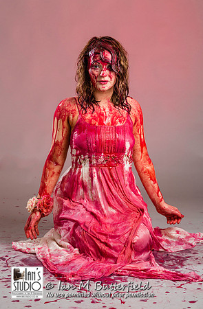 Model Maud as Carrie