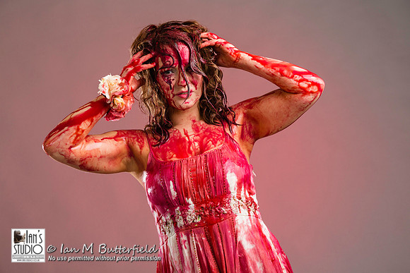 Model Maud as Carrie