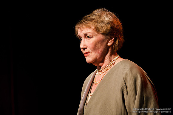 FD0317B-E04110 : Hamlet