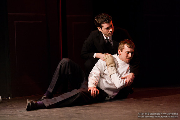 FD0317B-E04239 : Hamlet