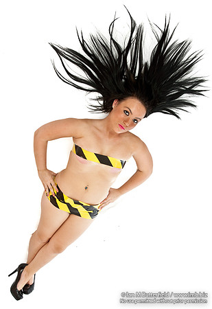 FB0814B-E04594 : Caution tape
