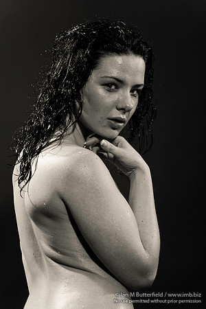 Wet-look glamour