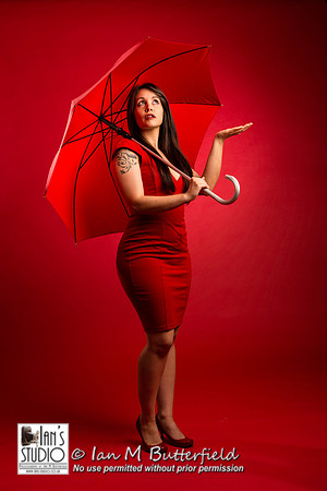 Model Ahsatan at Ian's Studio