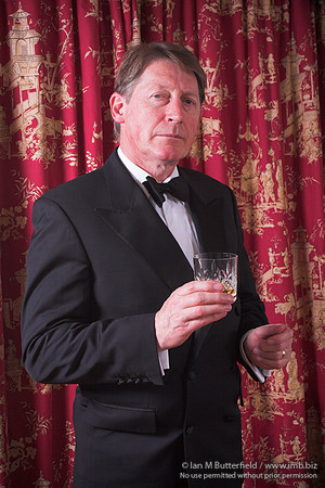 [EY1105A-E06594] Crown Matrimonial - Bertie, the Duke of York