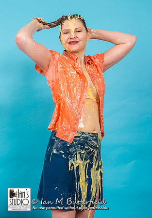 Messy shoot with model KVS