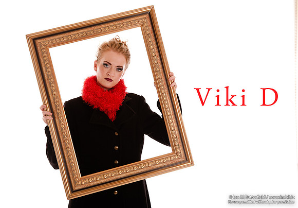 [FD1126A-E10572] Viki D