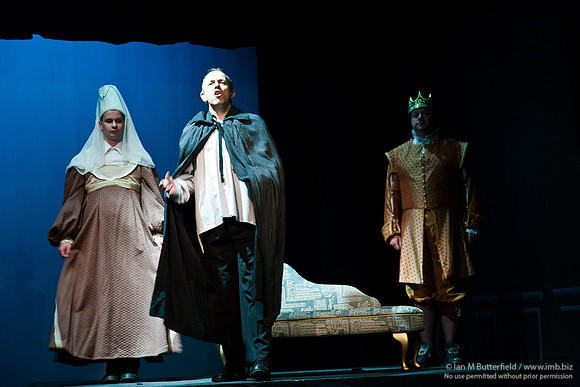 FD0317A-E04009 : Hamlet