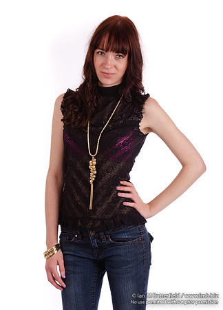 [FD1125A-E10489] Janet at Newbie Night