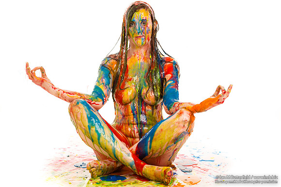Je55 - a multicoloured paint/slme shoot