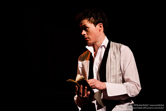 FD0317A-E03914 : Hamlet