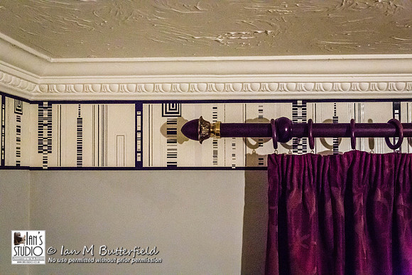 POTD 17 March 2014: Barcode Border