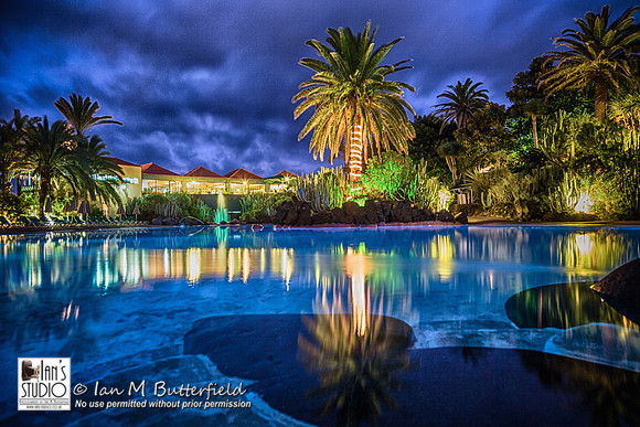 POTD : Swiming pool at Night