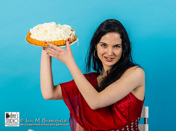 Rahel in "Just Desserts"
